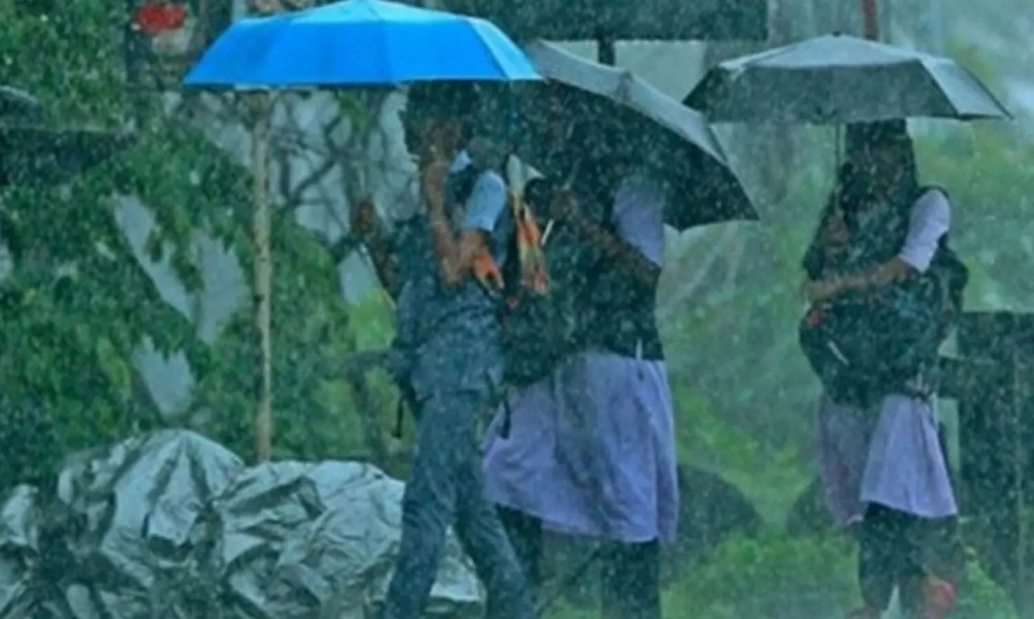 ഏഴു ജില്ലകളിലെ വിദ്യാഭ്യാസ സ്ഥാപനങ്ങൾക്ക് അവധി