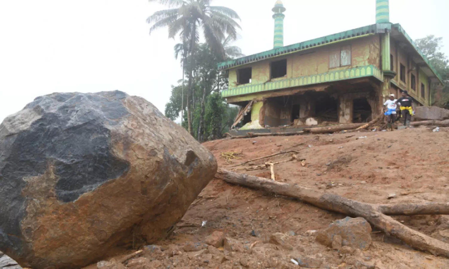 ഇവിടെയായിരുന്നു ശിഹാബ് ഫൈസി ഉറങ്ങിയത്...