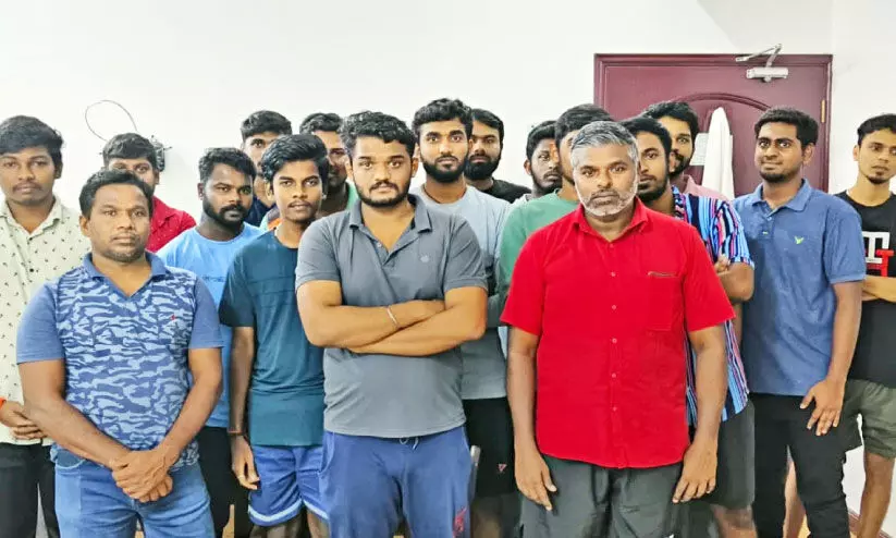 തമിഴ്നാട് സ്വദേശികൾ തമിഴ്നാട് സ്വദേശികൾ