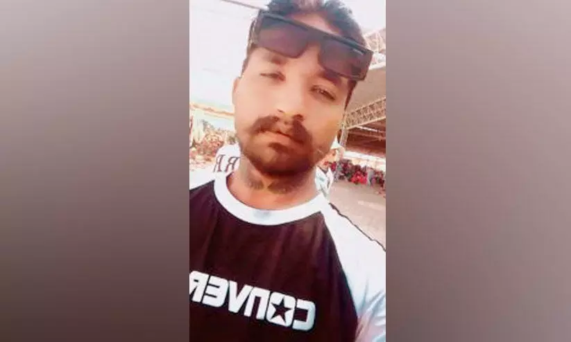 പഞ്ചാബിൽ ലഹരിമരുന്ന് അമിതമായി ഉപയോഗിച്ച ഇരുപതുകാരൻ മരിച്ചു പഞ്ചാബിൽ ലഹരിമരുന്ന് അമിതമായി ഉപയോഗിച്ച ഇരുപതുകാരൻ മരിച്ചു