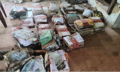 കൊ​ട്ടി​യൂ​ർ റേഞ്ച് വ​നം ഓ​ഫി​സി​ൽ  വെ​ള്ളം​ ക​യ​റി വ്യാ​പ​ക നാ​ശം