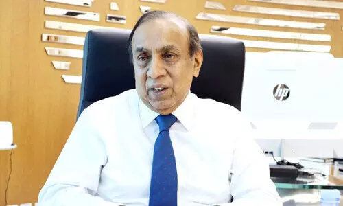 ഡോ. ​ര​വി പി​ള്ള