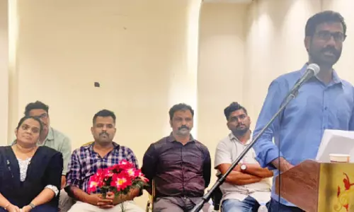 ല​ക്ഷ്മ​ണ​ൻ ക​ണ്ട​മ്പ​ത് സം​സാ​രി​ക്കു​ന്നു