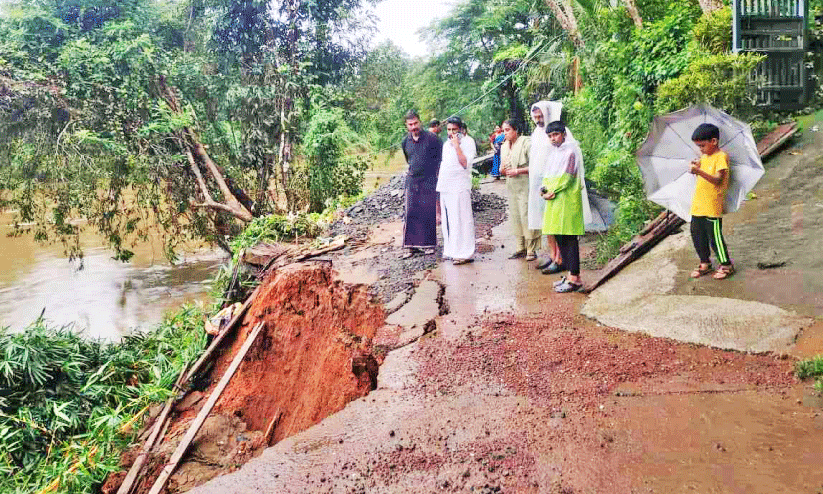പെയ്തൊഴിയുന്നില്ല ആശങ്കകൾ