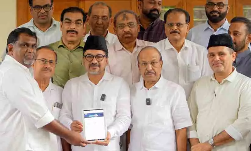 വയനാടിന്റെ പുനഃരധിവാസത്തിന് മുസ്ലിംലീഗ് ധനസമാഹരണം ആരംഭിച്ചു വയനാടിന്റെ പുനഃരധിവാസത്തിന് മുസ്ലിംലീഗ് ധനസമാഹരണം ആരംഭിച്ചു