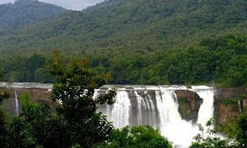 അതിരപ്പിള്ളി-മലക്കപ്പാറ യാത്രാ നിയന്ത്രണം തുടരും