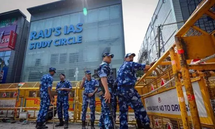 ഐ.എ.എസ് കോച്ചിങ് സെന്ററിലെ ദുരന്തം സി.ബി.ഐ അന്വേഷിക്കും ഐ.എ.എസ് കോച്ചിങ് സെന്ററിലെ ദുരന്തം സി.ബി.ഐ അന്വേഷിക്കും