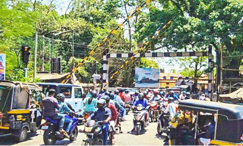 രണ്ട് പതിറ്റാണ്ടിന്‍റെ കാത്തിരിപ്പ്; യാഥാർഥ്യമാകാതെ കുണ്ടറ മേൽപാലം