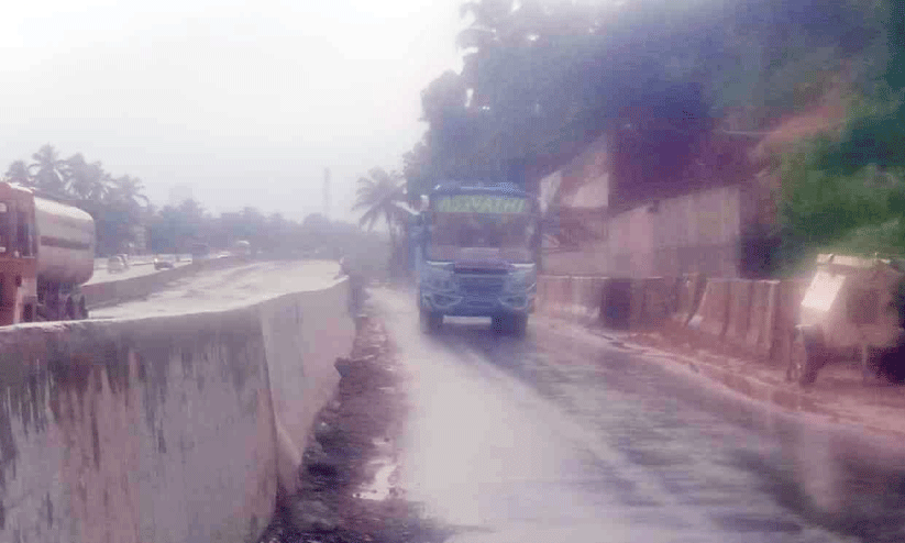 എടക്കാട്ടെ ഭൂതത്താൻകുന്ന് സുരക്ഷഭിത്തിയുടെ നിർമാണം പൂർത്തിയായി എടക്കാട്ടെ ഭൂതത്താൻകുന്ന് സുരക്ഷഭിത്തിയുടെ നിർമാണം പൂർത്തിയായി