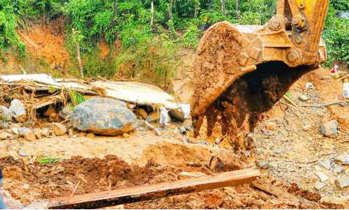 മൺമറയിലുള്ളവരെ തിരഞ്ഞ് ‘യന്ത്രക്കൈകൾ’