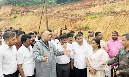 Minister Dinesh Gundurao