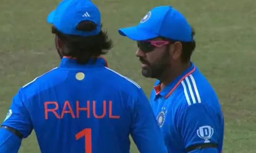 ഐ.പി.എല്ലിന്‍റെ കാര്യമാണ് ക്യാപ്റ്റാ ഇവൻ പറയുന്നത്; ഇന്ത്യ ലങ്ക മത്സരത്തിനിടയിലെ രസകരമായ സംഭവം