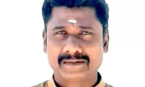 അ​​നീ​​ഷ് കു​​മാ​​ർ