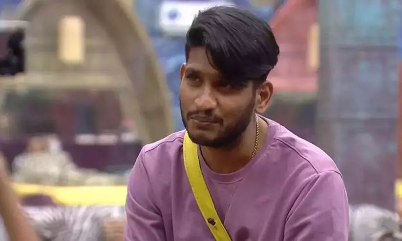 മുഖ്യമന്ത്രിയുടെ ദുരിതാശ്വാസനിധിക്കെതിരെ പ്രചാരണം; അഖിൽ മാരാർക്കെതിരെ കേസ്