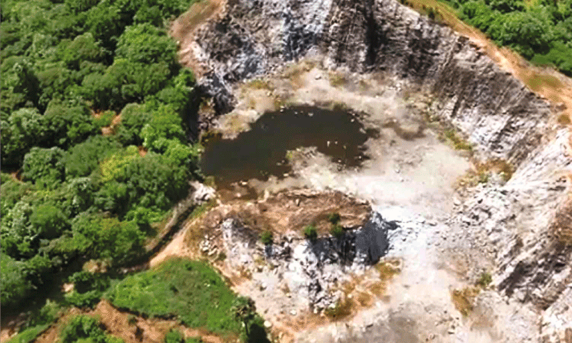 Rock breaking Rock breaking