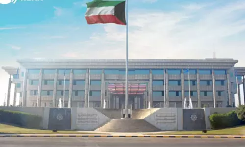 വ്യാ​ജ റ​സി​ഡ​ൻ​സി ബ്രോ​ക്ക​ർ​മാ​ർ അ​റ​സ്റ്റി​ൽ