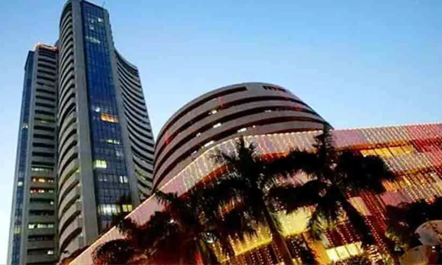 കൂപ്പുകുത്തി ഓഹരി വിപണി; സെൻസെക്സ് 2400 പോയന്റ് ഇടിഞ്ഞു, രൂപയുടെ മൂല്യവും താഴേക്ക്