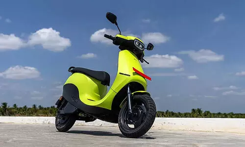 കേടായ സ്‌കൂട്ടർ മാറ്റി നൽകിയില്ല; ഒല കമ്പനി 1.9 ലക്ഷം രൂപ നൽകാൻ ഉത്തരവ്