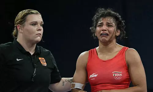 വനിത ഗുസ്തിയിൽ നിഷ ദാഹിയയുടെ കണ്ണീർ