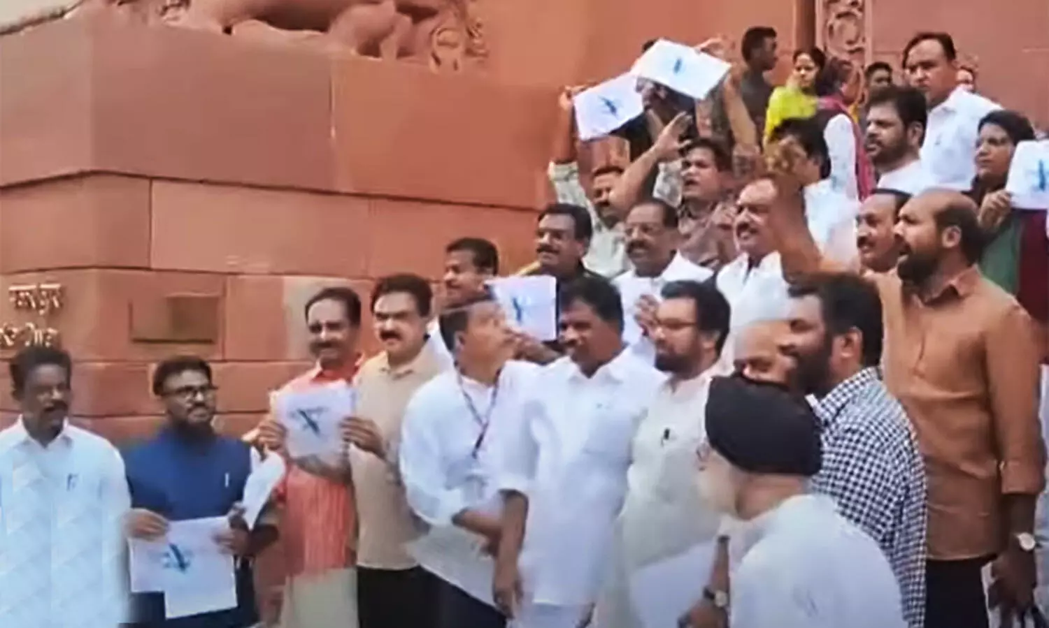 AIIMS, Kerala MPs
