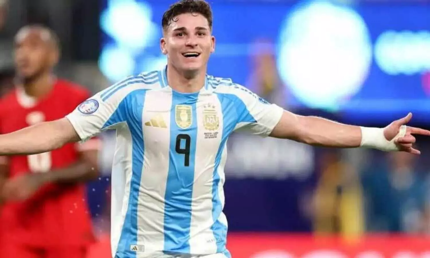 അൽവാരസ് അത്‍ലറ്റികോയിലേക്ക്; സിറ്റിയിൽനിന്ന് സ്വന്തമാക്കുന്നത് റെക്കോഡ് തുകക്ക്