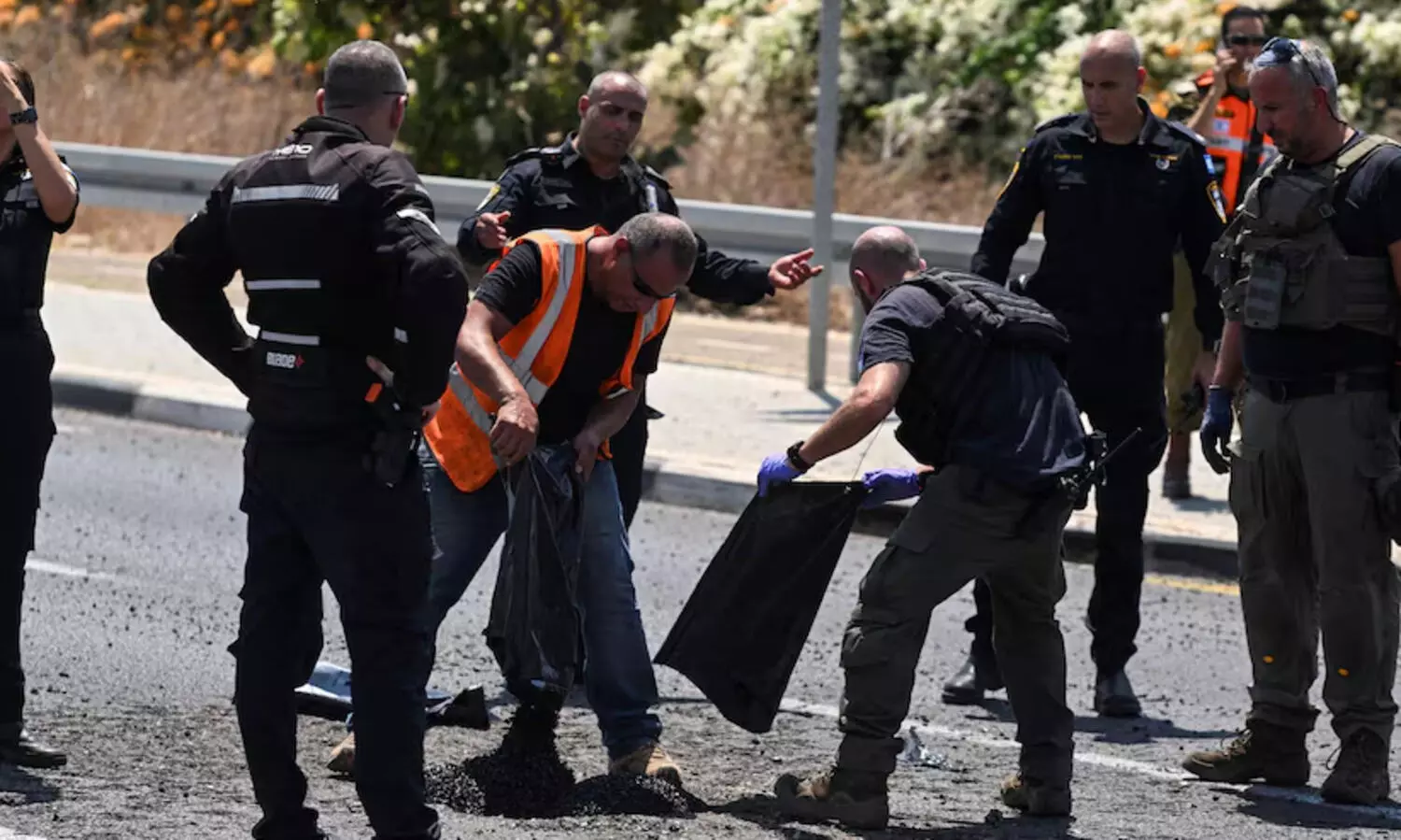 ഇസ്രായേൽ സൈനിക കേന്ദ്രങ്ങൾക്ക് നേരെ ഹിസ്ബുല്ലയുടെ ഡ്രോണാക്രമണം; നിരവധി പേർക്ക് പരിക്ക്