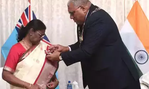 ഫീ​ജി പ​ര​മോ​ന്ന​ത പൗ​ര ബ​ഹു​മ​തി രാ​ഷ്ട്ര​പ​തി ദ്രൗ​പ​ദി മു​ർ​മു​വി​ന് സ​മ്മാ​നി​ച്ചു