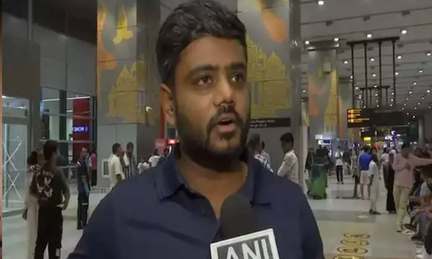 ബംഗ്ലാദേശിൽനിന്ന് 205 പേരുമായി പ്രത്യേക വിമാനം ഡൽഹിയിലെത്തി; സ്ഥിതിഗതികൾ നിയന്ത്രണ വിധേയമെന്ന് യാത്രക്കാർ