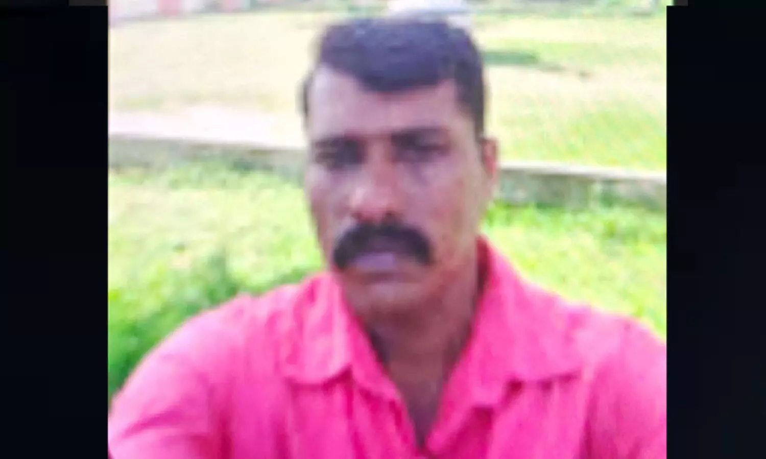 പ​ന്ത്ര​ണ്ടു​കാ​​ര​​നെ പീ​​ഡി​​പ്പി​​ച്ചെ​​ന്ന പ​​രാ​​തി​​യി​​ൽ പൊ​ലീ​സു​കാ​ര​ൻ അ​റ​സ്റ്റി​ൽ