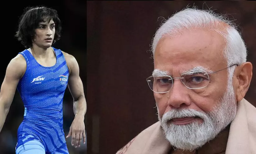 വിനേഷിനെ മോദി അഭിനന്ദിക്കാൻ വിളിക്കുമോ​ ? ഗുസ്തിതാരത്തോട് ക്ഷമ ചോദിക്കണമെന്ന് കോൺഗ്രസ്