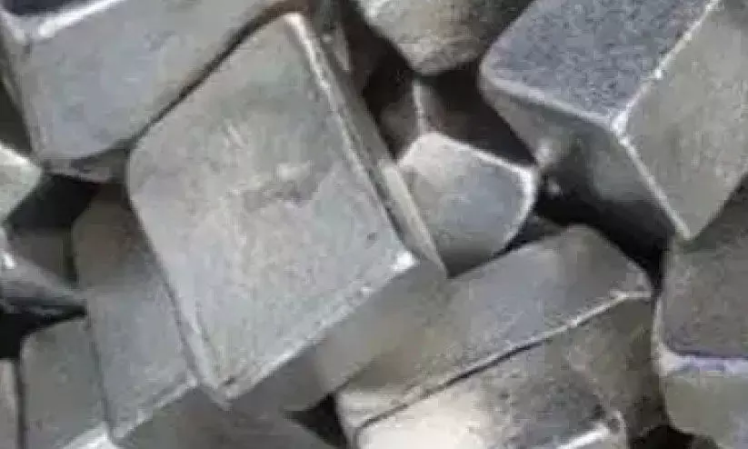 വെ​ള്ള സ്വ​ർ​ണം