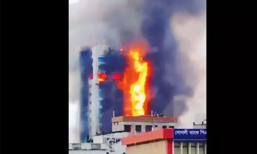 ബംഗ്ലാദേശിൽ ഹോട്ടലിൽ 24 പേരെ ജീവനോടെ കത്തിച്ചു; കൊല്ലപ്പെട്ടവരിൽ ഇന്തോനേഷ്യൻ പൗരനും