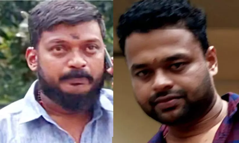 പാഠപുസ്തങ്ങൾക്കിടയിൽ കഞ്ചാവ് കടത്ത്: പ്രതികൾക്ക് 14 വർഷം തടവും ലക്ഷം രൂപ പിഴയും പാഠപുസ്തങ്ങൾക്കിടയിൽ കഞ്ചാവ് കടത്ത്: പ്രതികൾക്ക് 14 വർഷം തടവും ലക്ഷം രൂപ പിഴയും