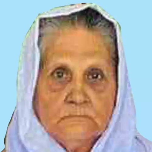 ആ​മി​നു ഹ​ജ്ജു​മ്മ