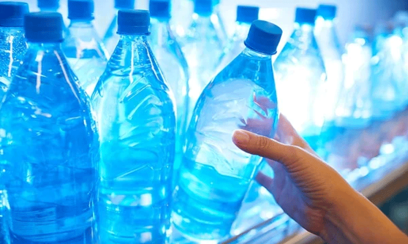 പ്ലാ​സ്റ്റി​ക് കു​പ്പി​യി​ൽ വെ​ള്ളം കു​ടി​ക്ക​ല്ലേ സൂ​ക്ഷി​ക്ക​ണം