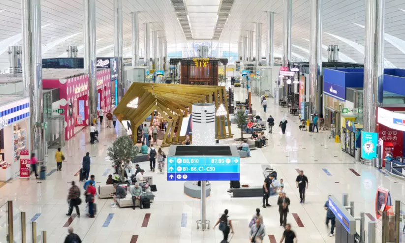 ദു​ബൈ വി​മാ​ന​ത്താ​വ​ളം