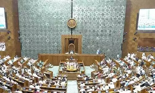 വഖഫ് ഭേദഗതി: സർക്കാറിന്റേത് ഇരട്ടത്താപ്പെന്ന്​; രാജ്യസഭയിൽ നോട്ടീസ് നൽകി എം.പിമാർ