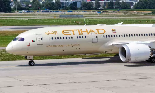 സാങ്കേതിക തകരാർ; വിമാനം വൈകിയത് 13 മണിക്കൂർ