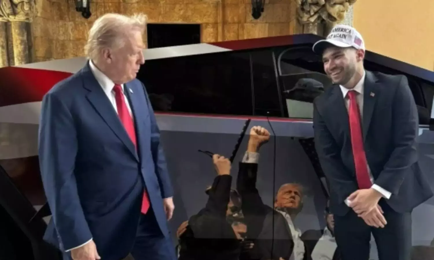 ട്രംപിന് ടെസ്‌ല സൈബര്‍ട്രക്ക് സമ്മാനിച്ച് മകന്‍റെ സുഹൃത്ത്; വശങ്ങളിൽ വധശ്രമത്തിന്‍റെ ചിത്രം