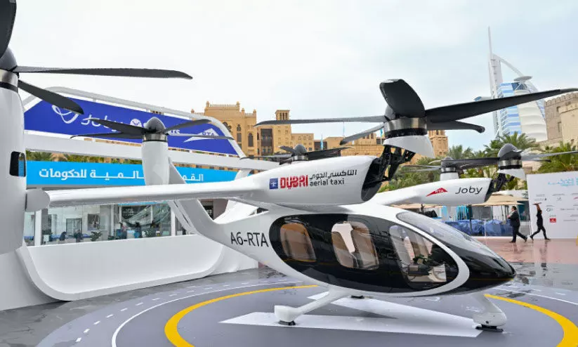 പ​റ​ക്കും ടാ​ക്സി