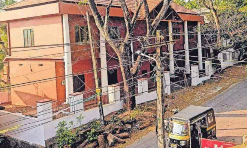 ക്വിറ്റിന്ത്യ മന്ദിരം തുറന്നു നൽകണം