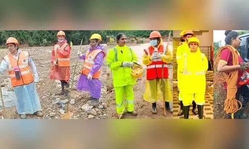 women civil defence volunteers