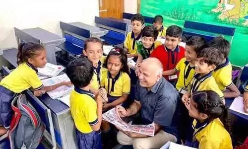 പാവപ്പെട്ട കുട്ടികൾക്ക് മികച്ച വിദ്യാഭ്യാസം നൽകിയതിന് മനീഷ് സിസോദിയ ജയിലിൽ കിടന്നത് 530 ദിവസം -എ.എ.പി