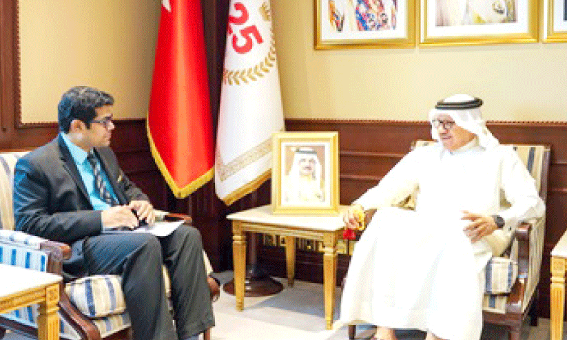 ഇ​ന്ത്യ​ൻ അം​ബാ​സ​ഡ​റെ വി​ദേ​ശ​കാ​ര്യ മ​ന്ത്രി സ്വീ​ക​രി​ച്ചു