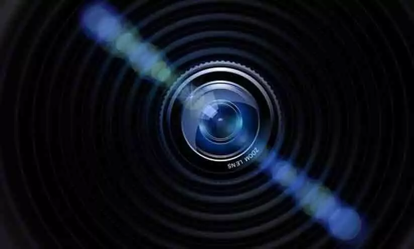 ടോയ്ലറ്റിലെ ഡസ്റ്റ്ബിനിൽ ഒളി കാമറ; സംഭവം ബംഗളൂരുവിലെ കോഫി ഷോപ്പിൽ ടോയ്ലറ്റിലെ ഡസ്റ്റ്ബിനിൽ ഒളി കാമറ; സംഭവം ബംഗളൂരുവിലെ കോഫി ഷോപ്പിൽ