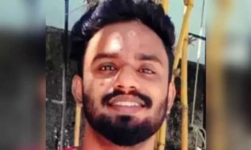 നിപ എൻസഫലൈറ്റിസ്: ടിറ്റോയുടെ തുടർചികിത്സക്കായി മുഖ്യമന്ത്രിക്ക് നിവേദനം നൽകി നിപ എൻസഫലൈറ്റിസ്: ടിറ്റോയുടെ തുടർചികിത്സക്കായി മുഖ്യമന്ത്രിക്ക് നിവേദനം നൽകി