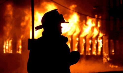 വീടുകളിൽ തീപിടിത്തം; ബോധവത്കരണവുമായി അധികൃതർ വീടുകളിൽ തീപിടിത്തം; ബോധവത്കരണവുമായി അധികൃതർ