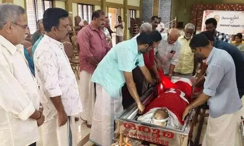 Condolences to kainakary Surendran