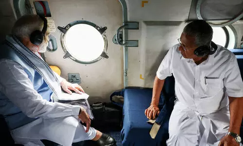 കേ​ന്ദ്ര​സ​ഹാ​യം ആ​വ​ശ്യ​പ്പെ​ട്ട് മു​ഖ്യ​മ​ന്ത്രി കു​റി​പ്പ് കൈ​മാ​റി; വി​ശ​ദ​മാ​യ നി​വേ​ദ​നം പി​ന്നീ​ട്