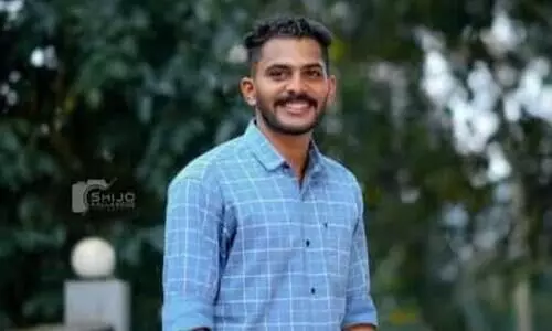 സൗദിയിൽ വാഹനാപകടത്തിൽ കോഴിക്കോട് സ്വദേശി ഉൾപ്പെടെ നാല് മരണം സൗദിയിൽ വാഹനാപകടത്തിൽ കോഴിക്കോട് സ്വദേശി ഉൾപ്പെടെ നാല് മരണം